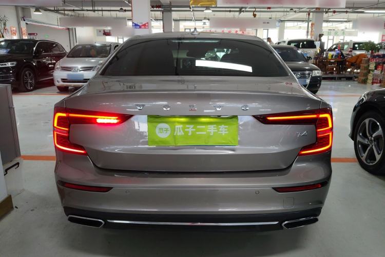 Used Volvo S60 2021 T4 Zhiyi Luxury Edition