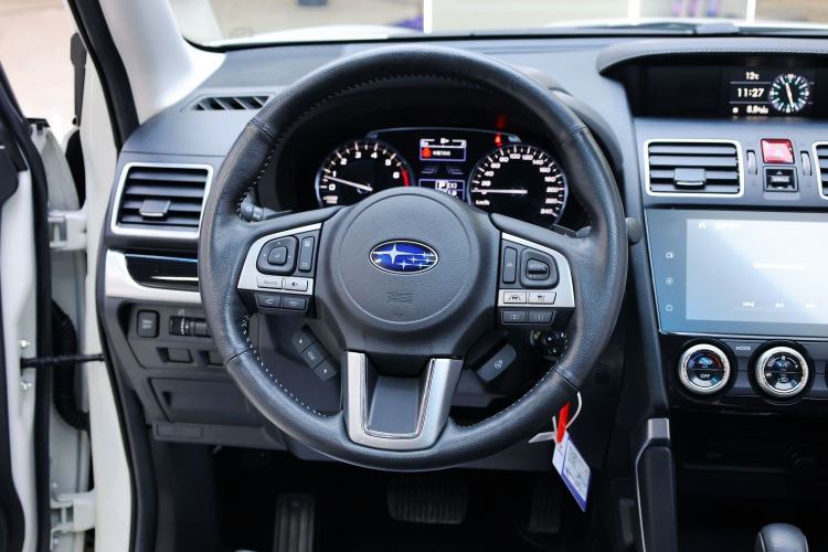 Used Subaru Forester 2018 2.5i Luxury Navigation Edition with EyeSight
