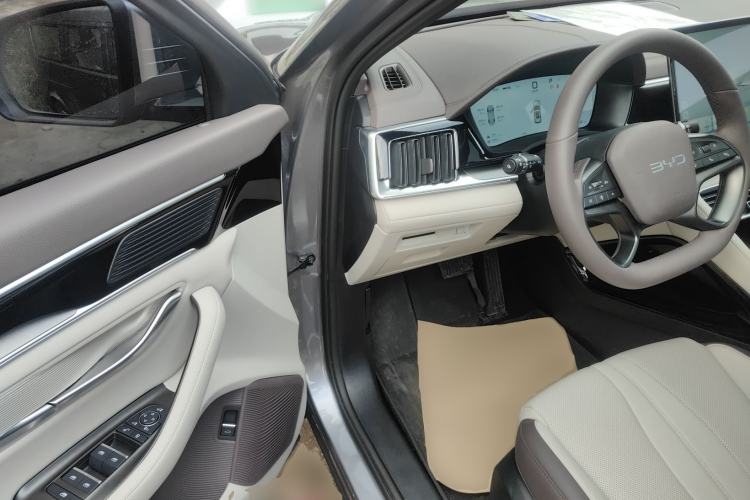 Used BYD Song PLUS New Energy 2025 DM-i Intelligent Driving 112KM Prestige Model
