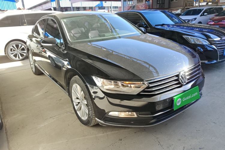 Used Volkswagen Magotan 2018 330TSI DSG Advanced Model

