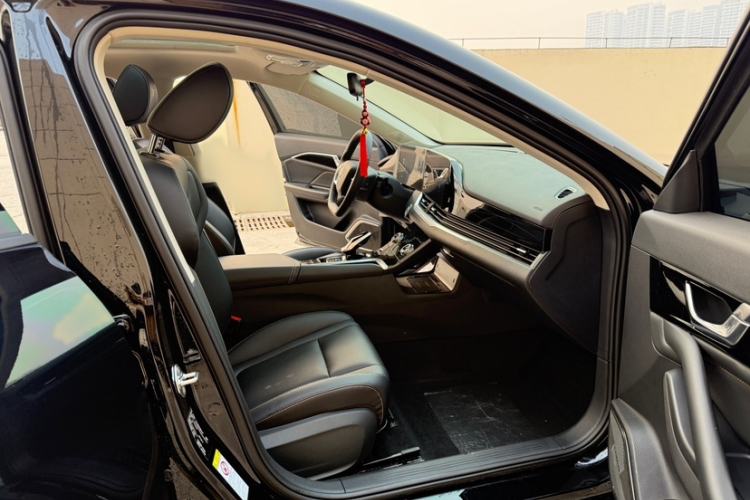 Used Bestune B70 2023 Third Generation 1.5T Automatic Enjoyment Version
