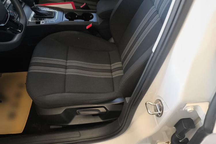 Used Volkswagen Lamando 2017 230TSI DSG Fashion Edition
