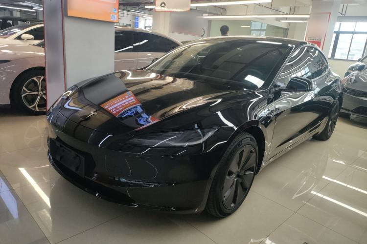 Used Tesla Model 3 2023 Long-Range All-Wheel-Drive Version
