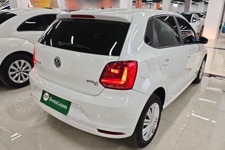 Used Volkswagen Polo 2016 1.6L Automatic Comfort Model
