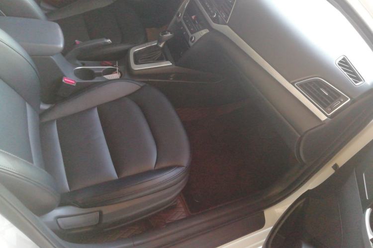 Used Hyundai Elantra 2016 1.6L Automatic ZhiXuan – Elite Version
