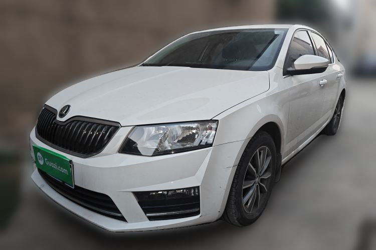 Used Skoda Octavia 2017 Classic Model 1.6L Manual Comfort Edition