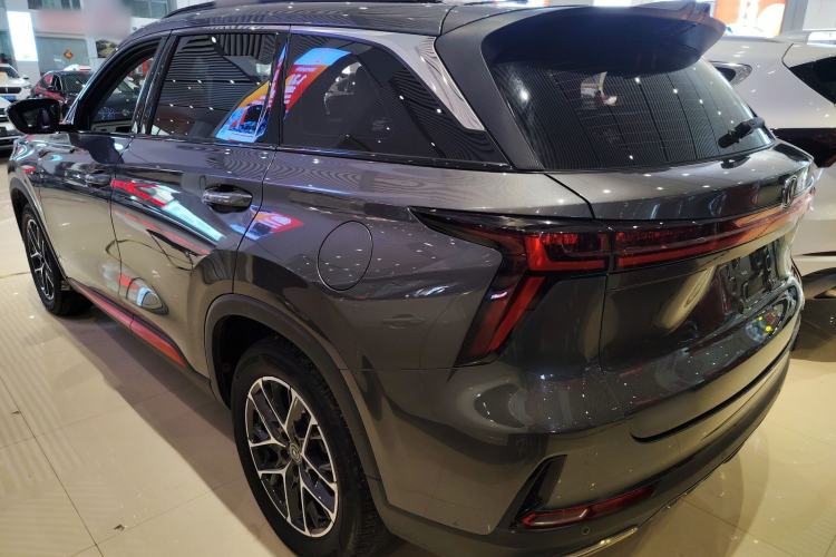 Used Changan CS75 PLUS 2022 2nd Generation 1.5T Automatic Luxury Version
