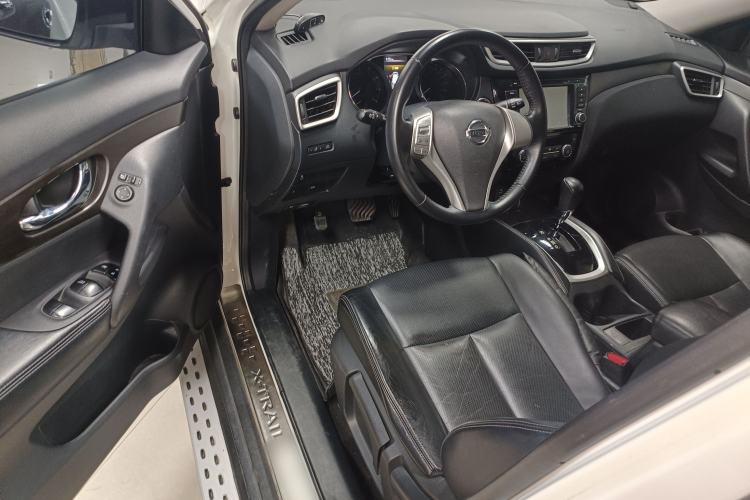 Used Nissan X-Trail 2014 2.0L CVT Comfort Edition 2WD
