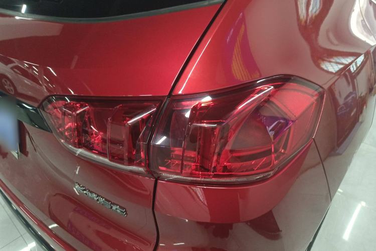 Used Wey VV5 2017 2.0T Ultra-Luxury Version
