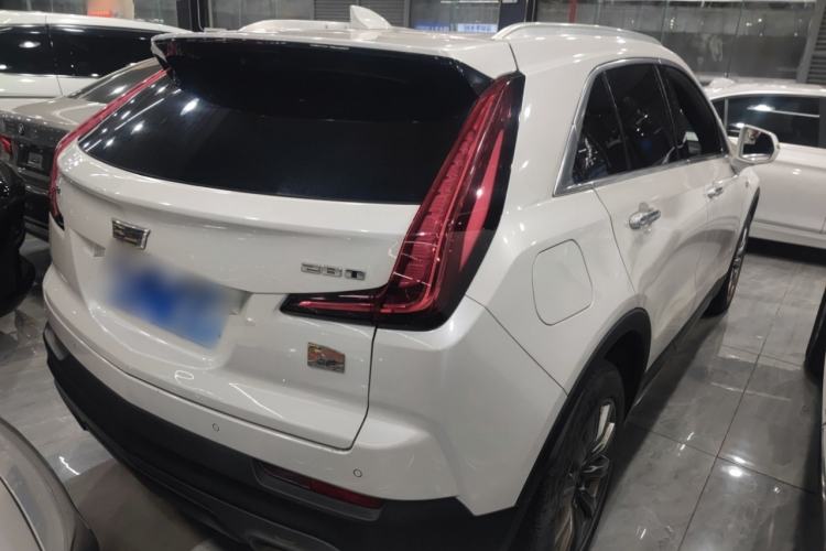 Used Cadillac XT4 2020 28T Two-Wheel-Drive Leading Version
