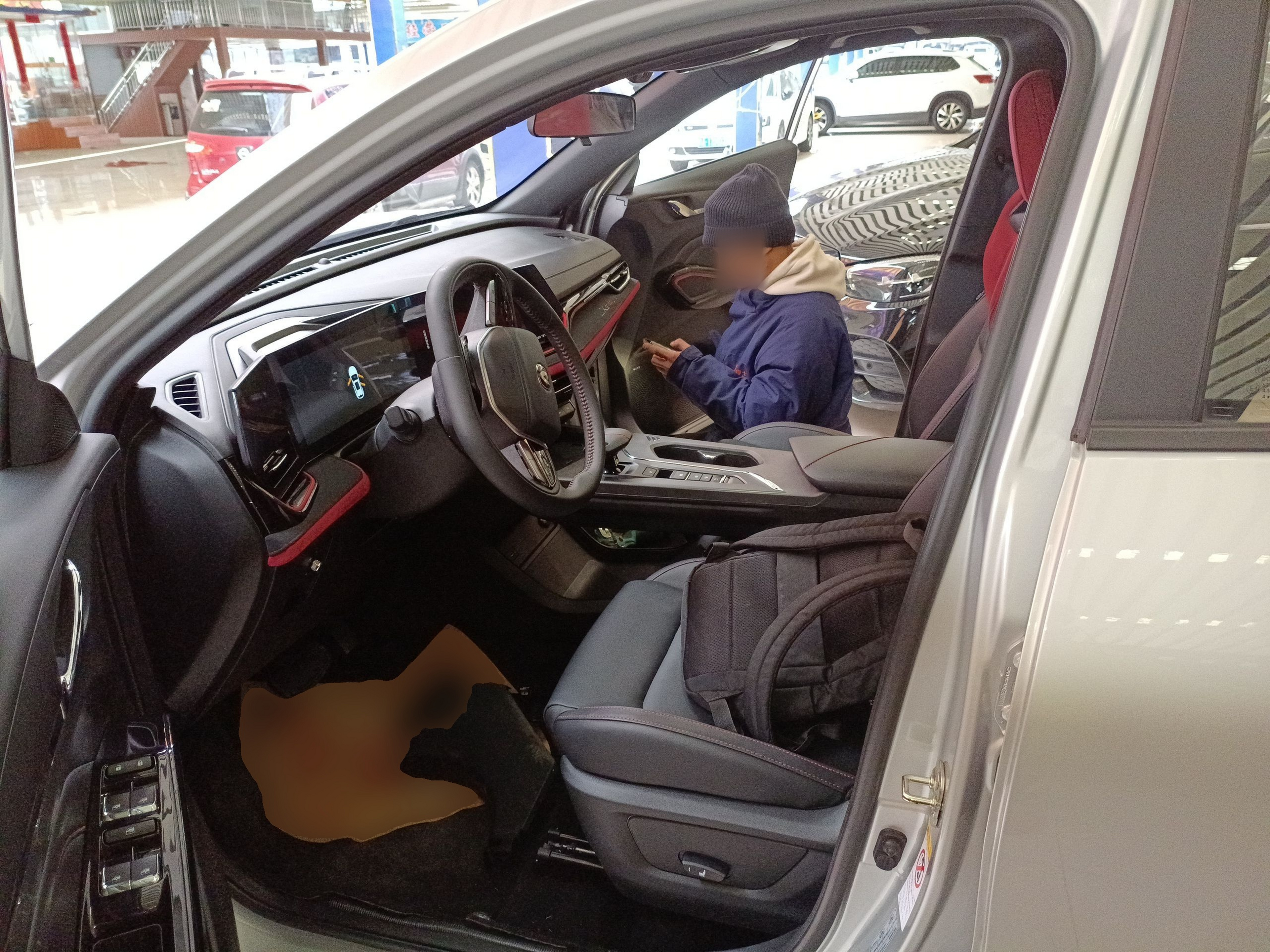 Переднее сиденье в автомобиле