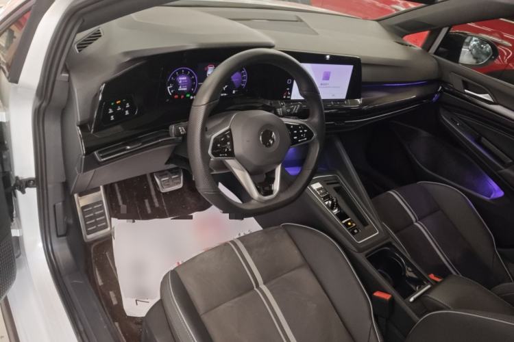 Used Volkswagen Golf 2023 Facelift 280TSI DSG R-Line Lite