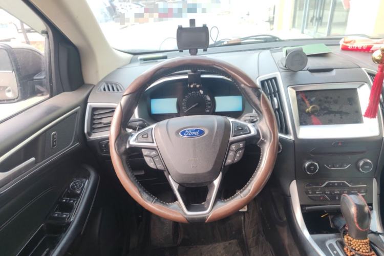 Used Ford Edge 2016 EcoBoost 245 Two-Wheel-Drive Titanium 7-Seater