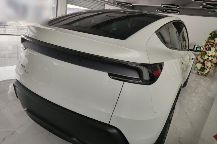 Used Tesla Model Y 2026 Rear-Drive Model