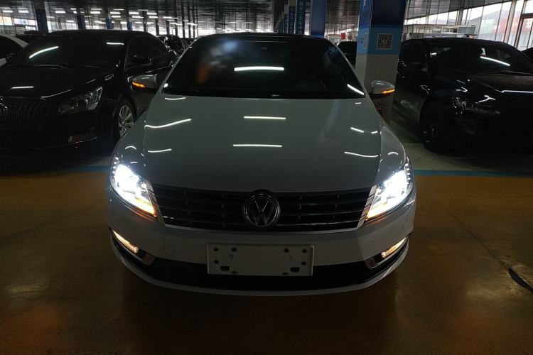 Used Volkswagen FAW-Volkswagen CC 2015 2.0 TSI Ultimate Model
