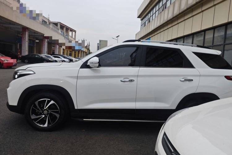 Used Dongfeng Fengon S560 2018 1.8L CVT Smart Connect 7-Seater
