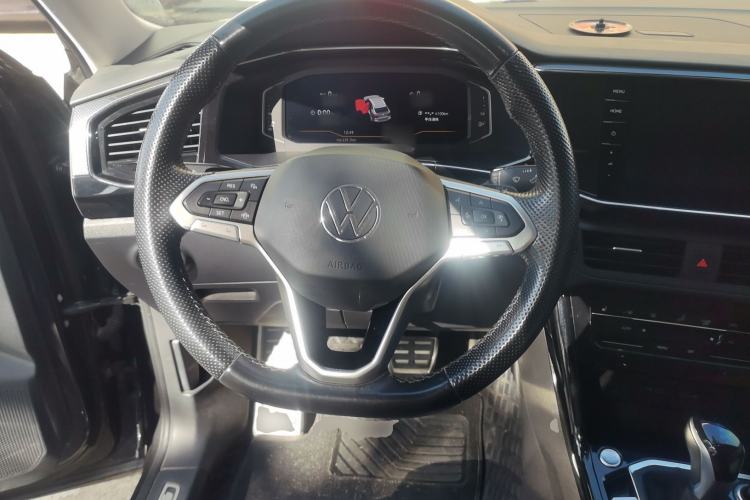 Used Volkswagen Tayron X 2020 330TSI Two-Wheel Drive Luxury Smart Connectivity Version
