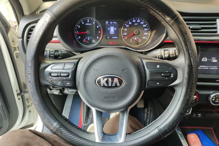 Used Kia KX Cross 2017 1.4L AT GLS
