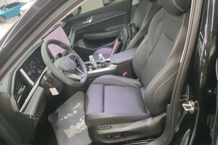 Used Volkswagen Passat 2025 Pro 380TSI Dragon Edition
