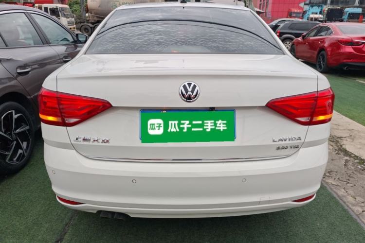 Used Volkswagen Lavida 2015 230TSI DSG Comfort Edition
