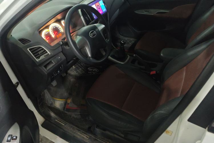 Used BYD F3 2015 Energy-Saving Edition 1.5L Manual Luxury Model
