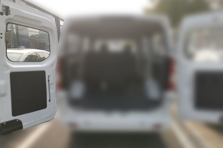 Used Chana Ruixing EM80 2023 Side-Hinged 6-Seater Comfort Version 38.7 kWh