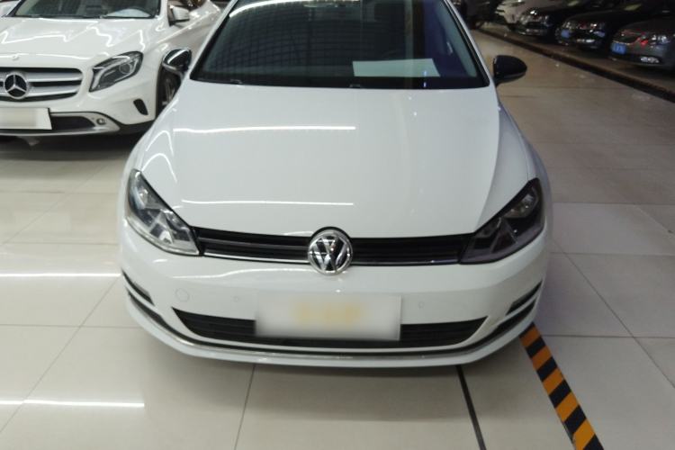 Used Volkswagen Golf 2017 230TSI Automatic Comfort Edition – Celebrating Milestone of One Million Units
