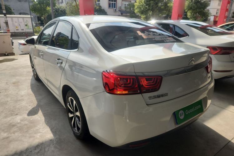 Used Citroen C4 Sega 2016 1.6L Manual Luxury Model
