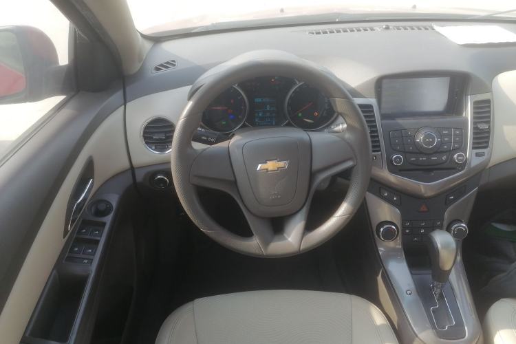 Used Chevrolet Cruze 2015 1.5L Classic SE AT
