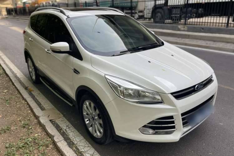 Used Ford Kuga 2013 2.0L GTDi Four-Wheel-Drive Elite Model
