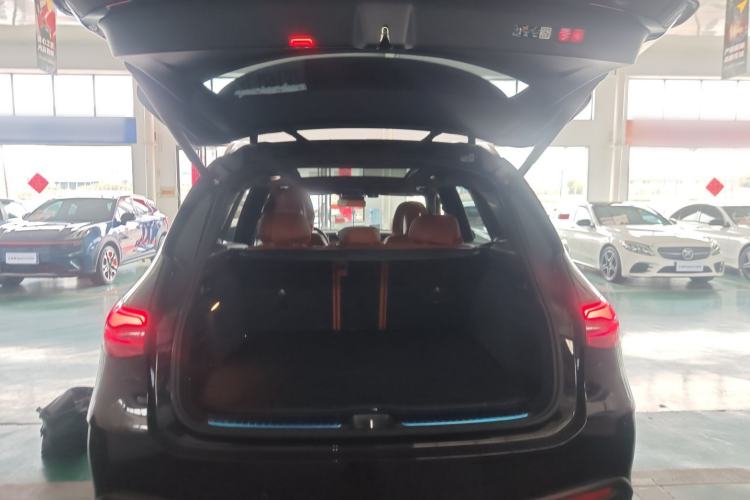 Used Mercedes-Benz GLC 2024 GLC 260 L 4MATIC Luxury Model 5 Seats