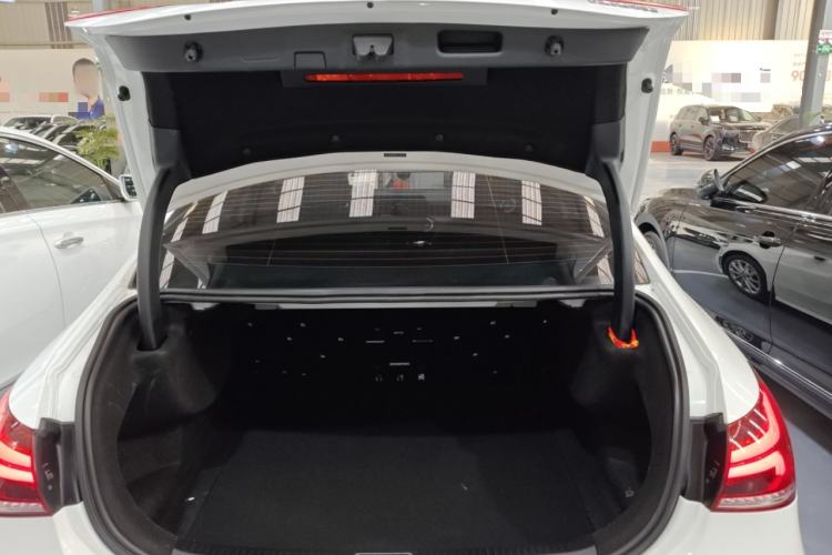 Used Mercedes-Benz A-Class 2022 Restyled A 200 L Sport Sedan Fashion Version
