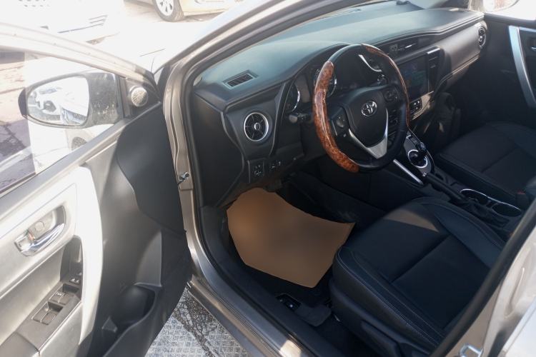 Used Toyota Corolla 2017 Revised Dual-Engine 1.8L E-CVT Elite Edition