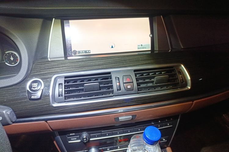 Used BMW 5 Series GT 2015 528i Leading Model