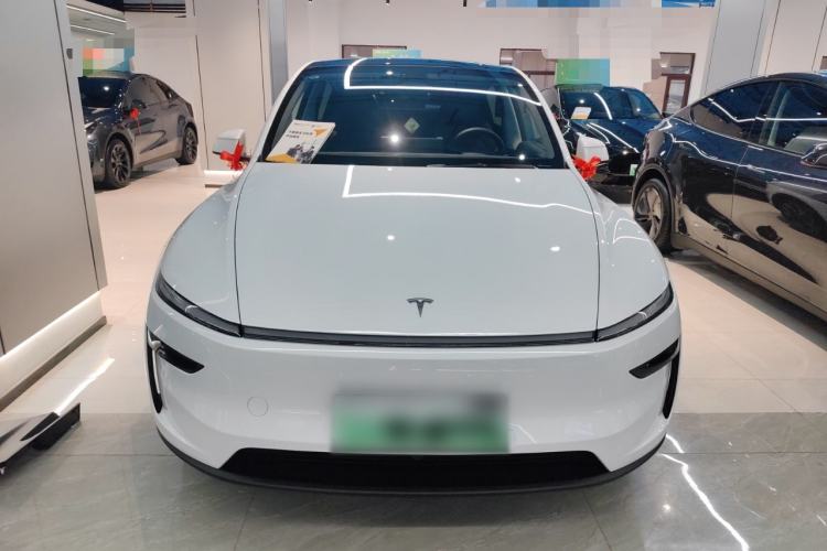 Used Tesla Model Y 2025 Rear-Wheel Drive First Edition