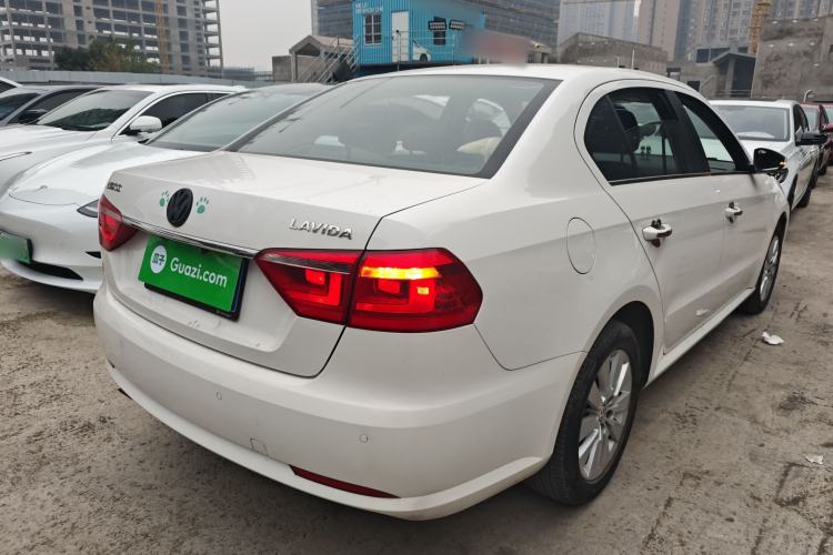 Used Volkswagen Lavida 2013 Restyled Classic 1.6L Automatic Comfort Edition
