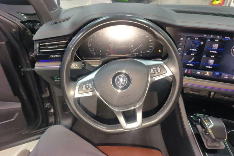 Used Volkswagen Touareg 2019 3.0 TSI Advanced Version China V Standard