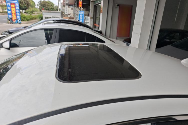 Used Hongqi H5 2018 30TD Smart Connect Dynamic Edition
