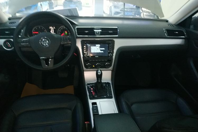 Used Volkswagen Passat 2014 1.8TSI DSG Prestige Edition
