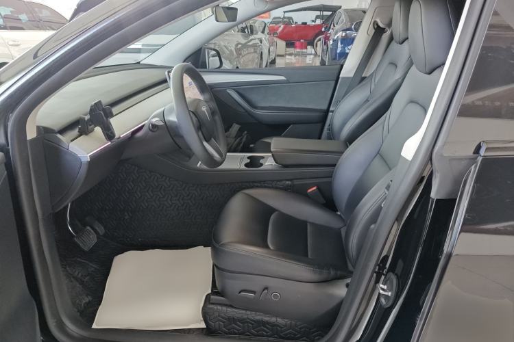 Used Tesla Model Y 2023 Rear-Wheel-Drive Version