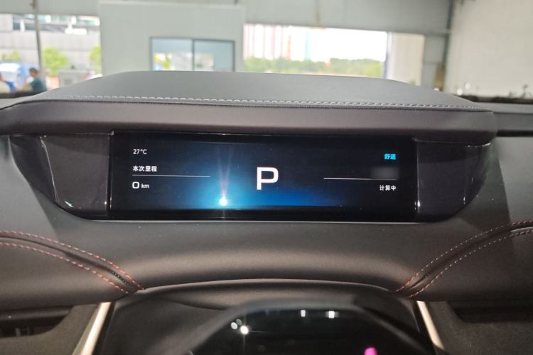 Used  SU7 2024 Rear-Drive Ultra-Long Range Advanced Pro-Level Intelligent Driving Version
