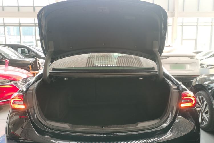 Used Buick LaCrosse 2019 28T Luxury Model