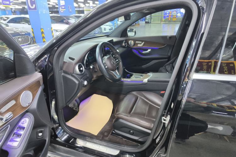 Used Mercedes-Benz GLC 2021 GLC 300 L 4MATIC Dynamic Model
