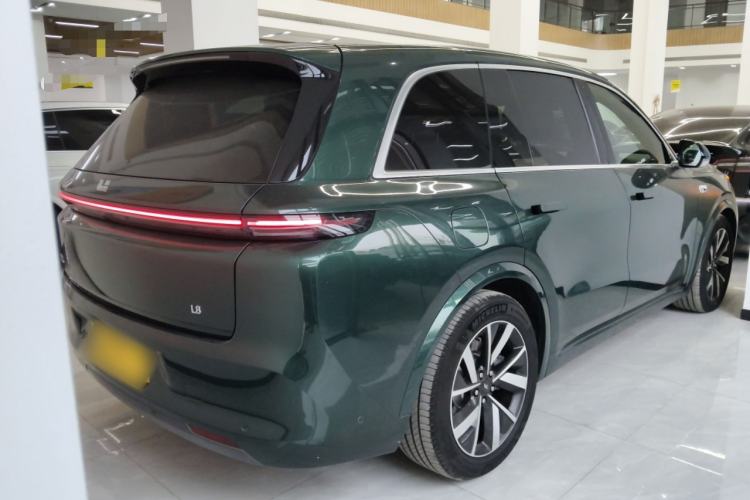 Used Li Auto L8 2023 Pro Model

