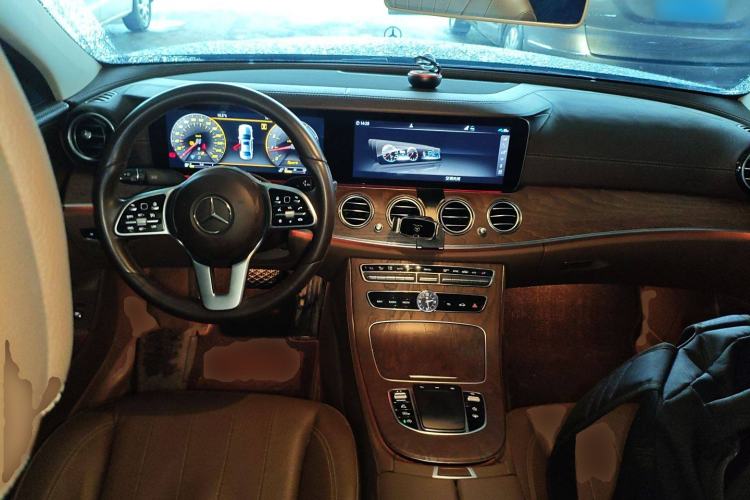 Used Mercedes-Benz E-Class 2019 Restyled E 300 L Luxury Edition
