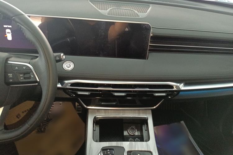 Used JETOUR X70 PLUS 2023 1.5T DCT Brave PLUS 5-Seater
