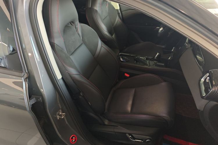 Used Lynk & Co 02 2019 High-Energy Edition 2.0T Automatic Two-Wheel Drive Pro Version China VI Standard
