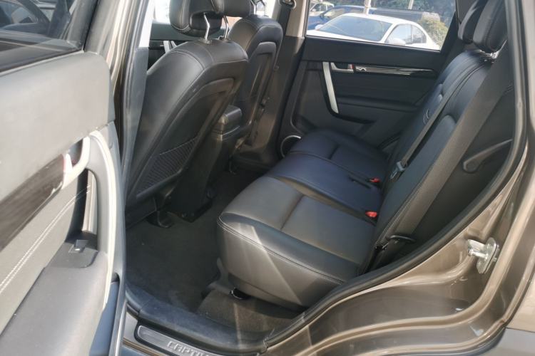 Used Chevrolet Captiva 2015 2.4L Two-Wheel Drive Urban Version 7 Seats