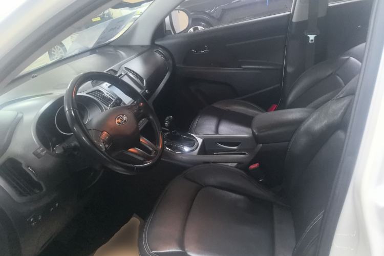 Used Kia Sportage R 2015 2.0L Automatic Two-Wheel Drive DLX Model