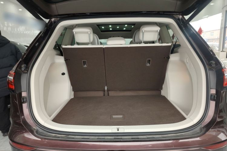 Used Volkswagen Viloran 2022 380TSI Prestige Edition
